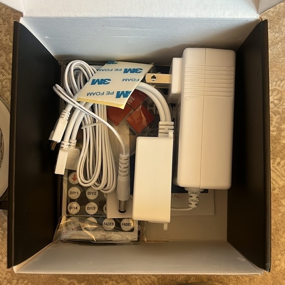 Brand New RGB LED Strip Lights Color Changing 32.8' 10m Remote 3M Adhesive Clips - Picture 6 of 14